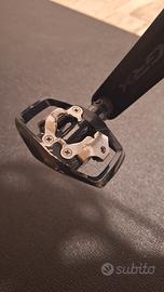 pedali shimano gravel