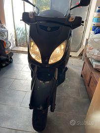 Yamaha xmax 250 del 2009