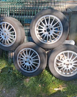 gomme con cerchi seminuove
