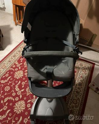 Passeggino Stokke verde militare