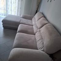 Divano angolare grigio