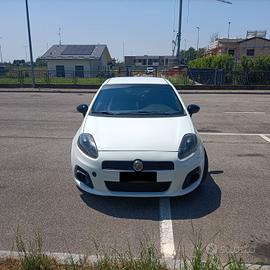 grande punto Abarth anno 2010 93'000 km