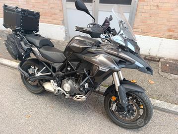 TRK 502 Benelli stradale