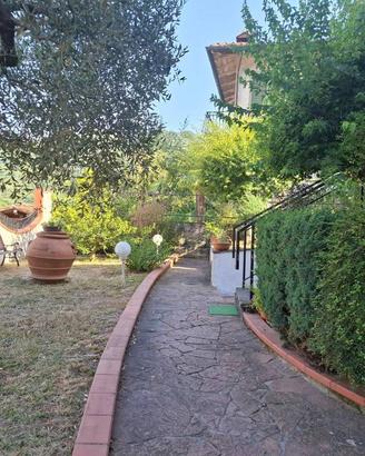 Appartamento di 173 m² con 5 locali e box auto dop