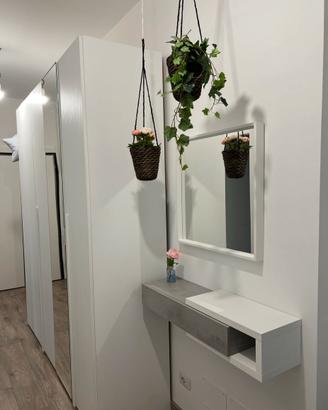 Mobile da ingresso con cassetto – Cemento/Bianco