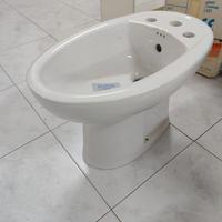 Bidet con tre fori