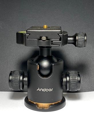 Andoer testa sferica 360’con piastra vite 1/4”