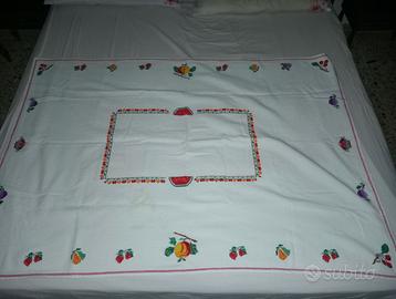 Tovaglie ricamate vintage