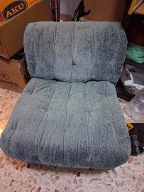 poltrona senza braccioli