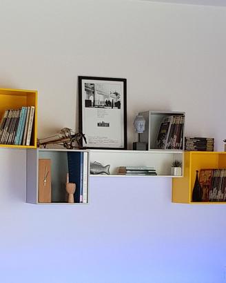 Libreria CUBIT componibile grigio e giallo 155x62
