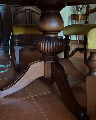 Sala da pranzo completa