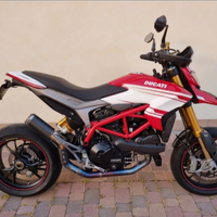 Hypermotard Ducati 939 SP