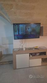 Tv 55' da sistemare