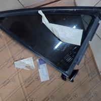 Vetrino post.sin Mercedes ML w164 A1647302555