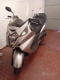 Honda SilverWing 400