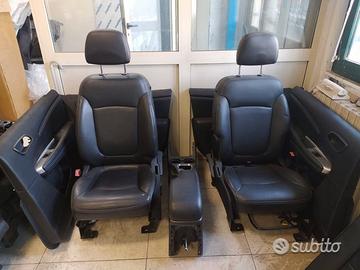 Tappezzeria completa Fiat Freemont 2012