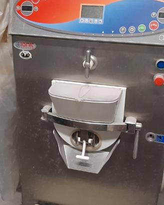 machina per produrre i gelati praticamente nuova