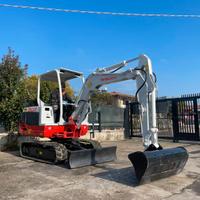 E117 Escavatore 28 q Takeuchi TB228