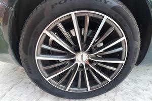 Ruote cerchi gomme pneumatici 245 45 18 copertoni