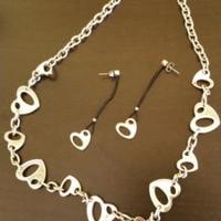 Collana e orecchini bliss