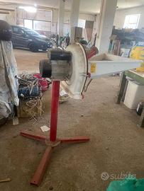 MOLINO PROFESSIONALE 4 HP per cereali
