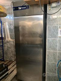 Frigo a colonna professionale