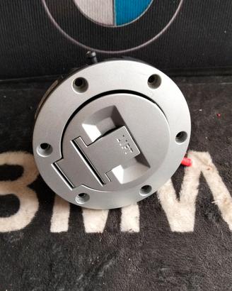tappo carburante bmw leggi e chiama