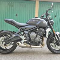 TRIUMPH TRIDENT 6660