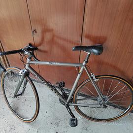 Morati titanio – Record 10v + ruote Corima