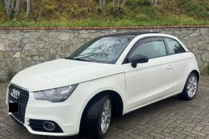 Audi A1 1.6 Diesel 90Cv TETTO 2012
