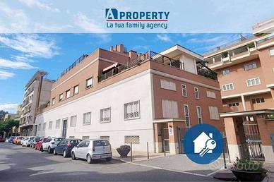 Appartamento di 80 m² con 3 locali e box auto a Ro