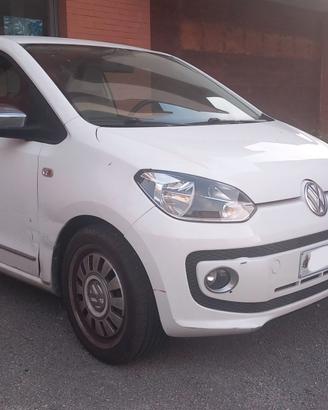 VW UP! 1.0 60cv - 2012 bianca, con soli 70.000 Km!