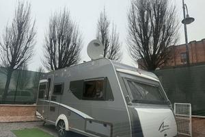 Caravan Roulotte Burstner Averso 4803 TK