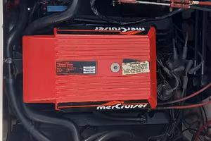 Entrofuoribordo Mercruiser V8 Usato