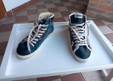 Scarpe da ginnastica stile Converse