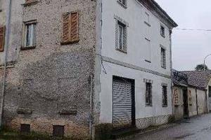 Immobile in asta di 264 m² con 5 locali a Corana