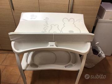 Fasciatoio con vasca per bagnetto