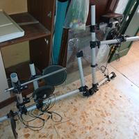 batteria elettronica Yamaha DTXplorer. 