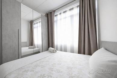 Meravigliosa camera singola disponibile da subito