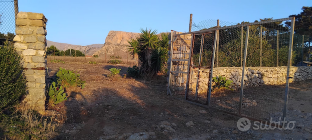 Terreno Panoramico Terrasini Caporama