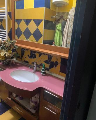 mobile bagno    con specchiera