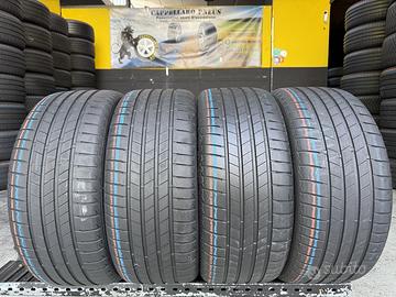 4 Gomme Bridgestone 225/40R18 Estive 85% Residui