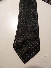 Cravatta VINTAGE stretta in PELLE nera