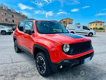 Jeep Renegade Trailhawk AUTOMATICA 4X4