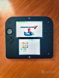 Nintendo 2DS + Mario Kart 7 + SD 4GB + Caricatore