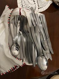 Servizio posate