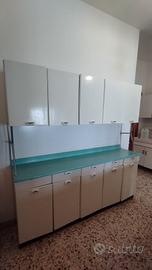 Credenza da cucina vintage in Formica anni '60 - B