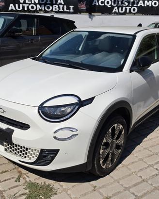 Fiat 600 Hybrid 145 CV DCT MHEV La Prima Prezzo Pr