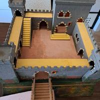 Castello medioevale in legno per soldatini