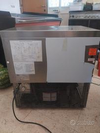 macchina produzione ghiaccio 